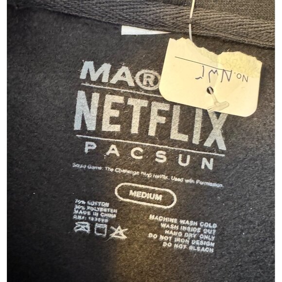 Squid Game Hoodie Size Medium Piggy Bank  Black Pacsun NWT $75 Market Netflix - Picture 6 of 7